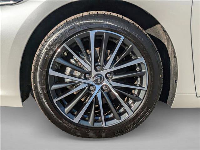 Certified 2025 Lexus ES 350 w/ Premium Package image 23