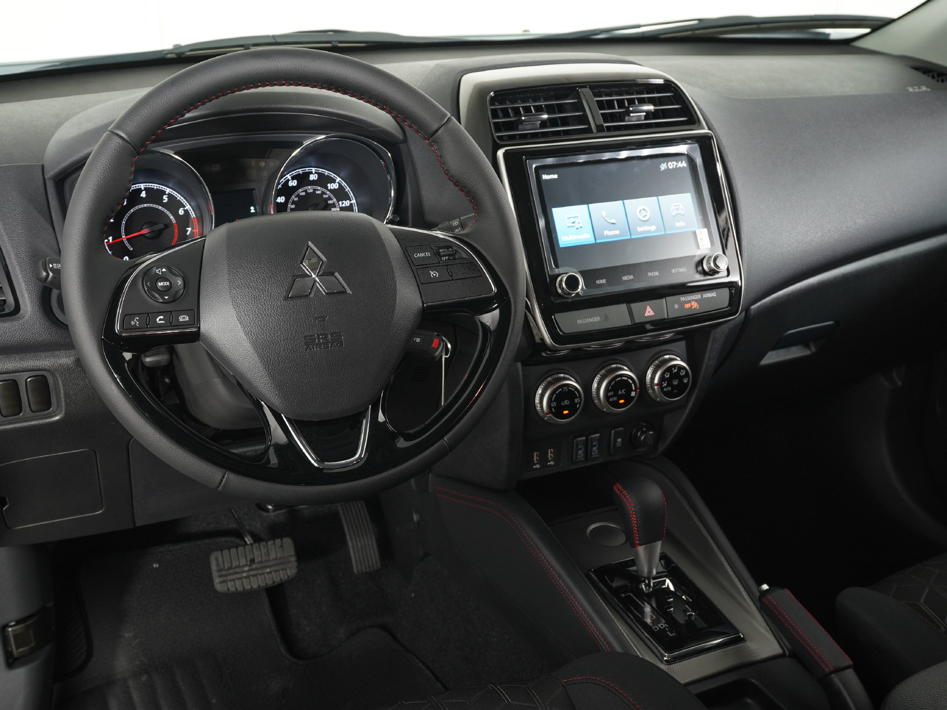 New 2027 Mitsubishi Outlander Sport LE FWD image 11