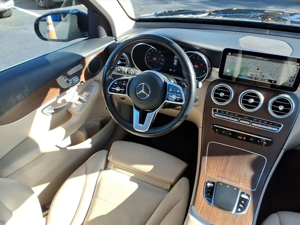 Used 2022 Mercedes-Benz GLC 300 4MATIC image 17