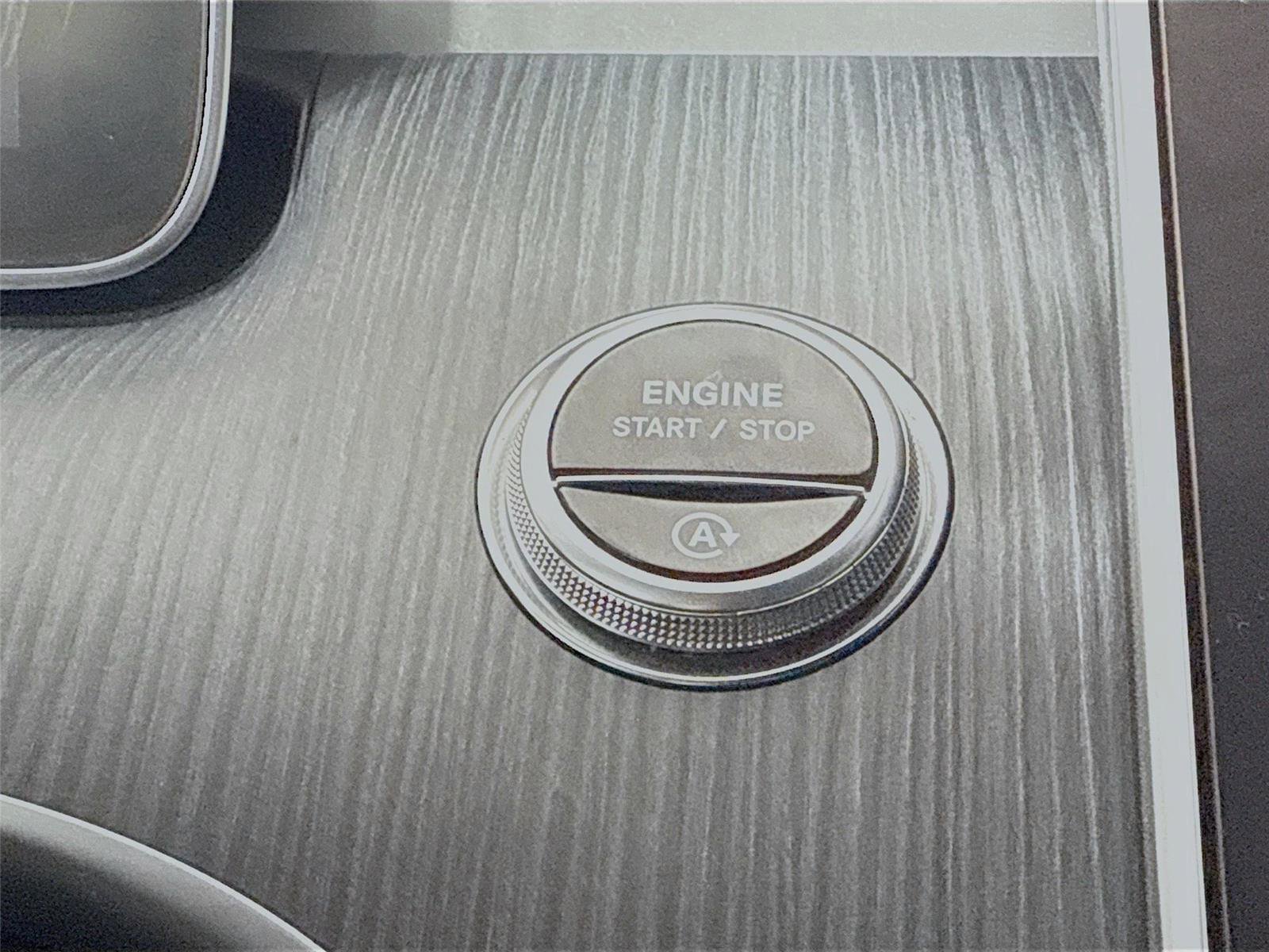 Used 2022 Mercedes-Benz C 300 Sedan image 20