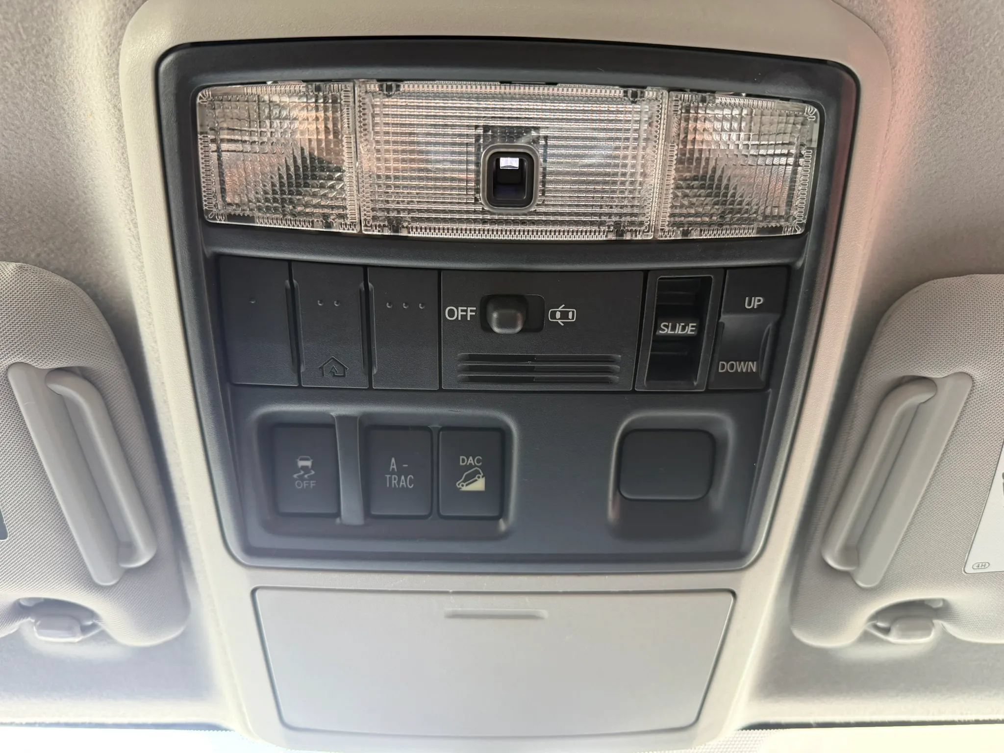 Used 2011 Toyota 4Runner SR5 w/ Convenience Pkg AWD/4WD image 26