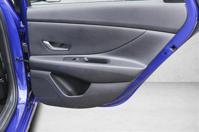 Certified 2024 Hyundai Elantra SEL image 27