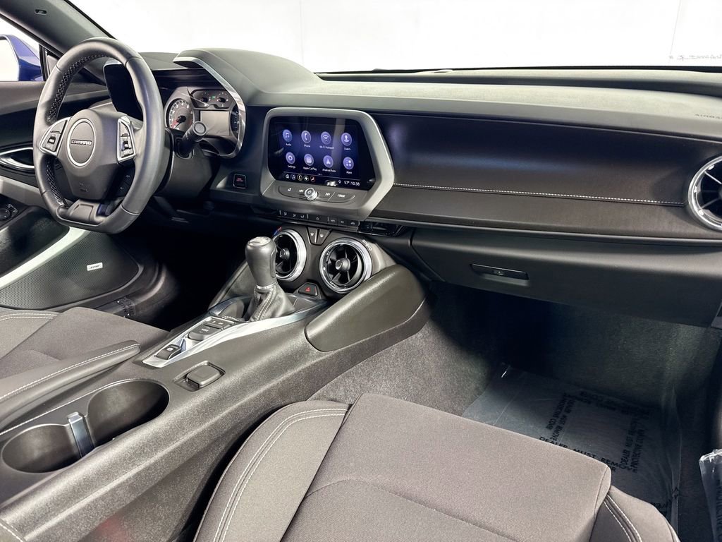 Used 2019 Chevrolet Camaro LT w/ RS Package image 28