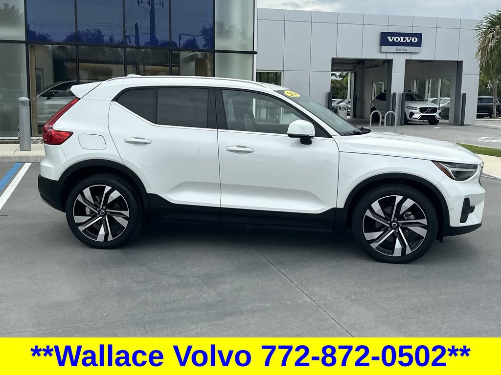 Used 2023 Volvo XC40 B5 Ultimate w/ Protection Package AWD/4WD image 5