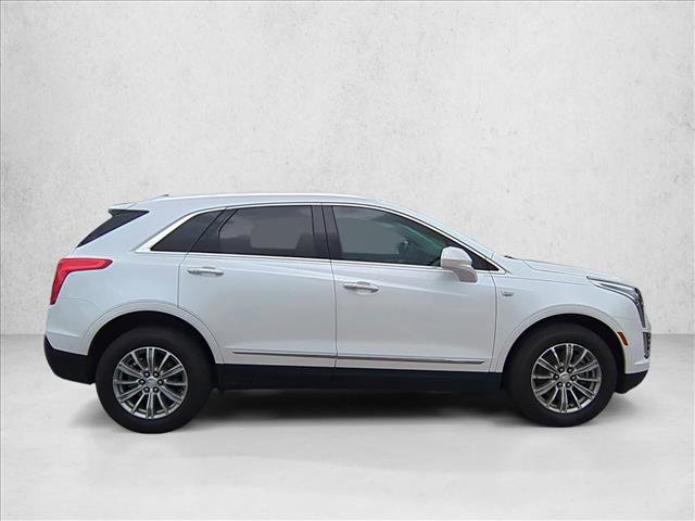 Used 2017 Cadillac XT5 Luxury FWD image 4