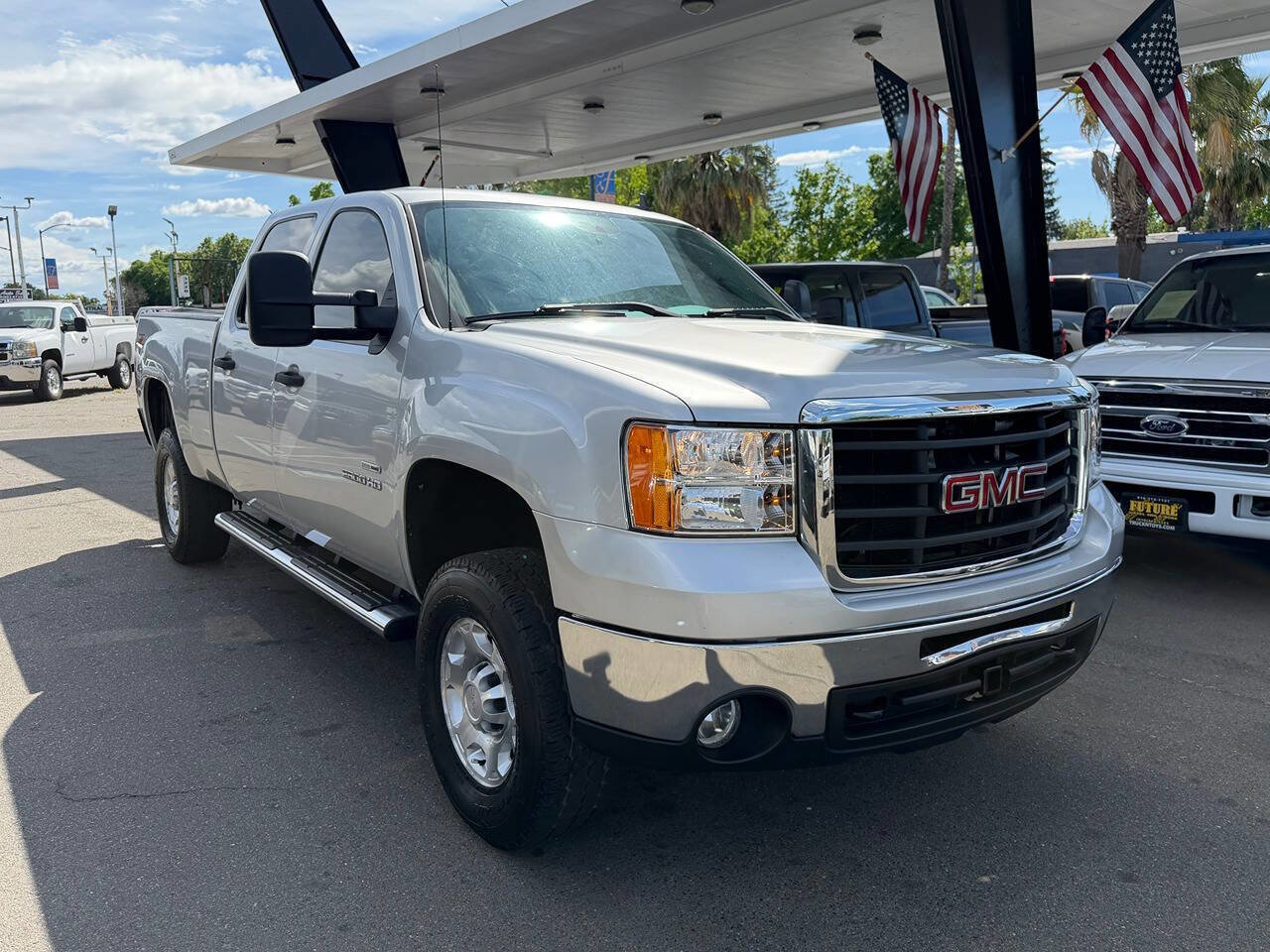 Used 2010 GMC Sierra 2500 SLE w/ Suspension Package, Off-Road image 52