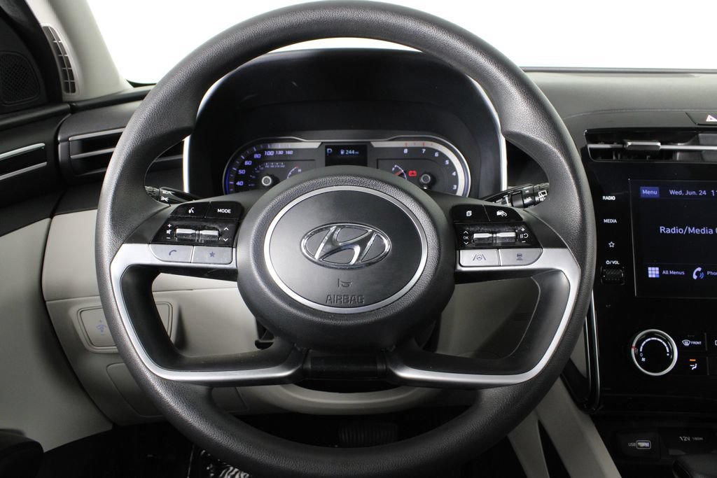 Certified 2022 Hyundai Tucson SEL AWD/4WD image 10
