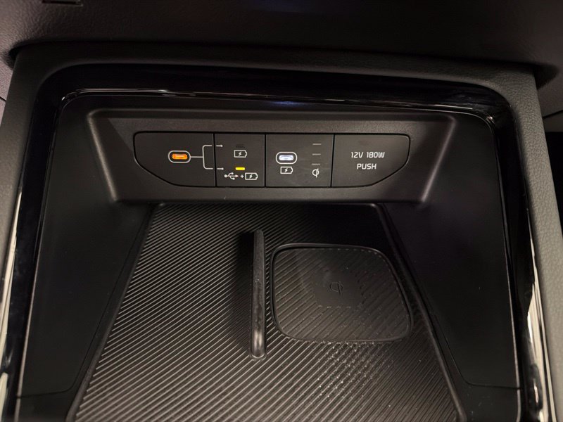 Used 2025 Kia K5 GT-Line AWD/4WD image 32