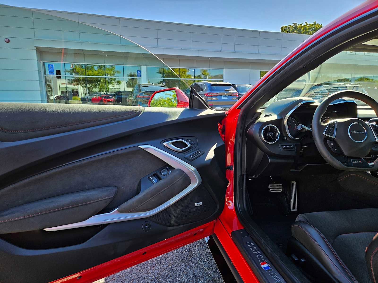 Used 2022 Chevrolet Camaro ZL1 image 19