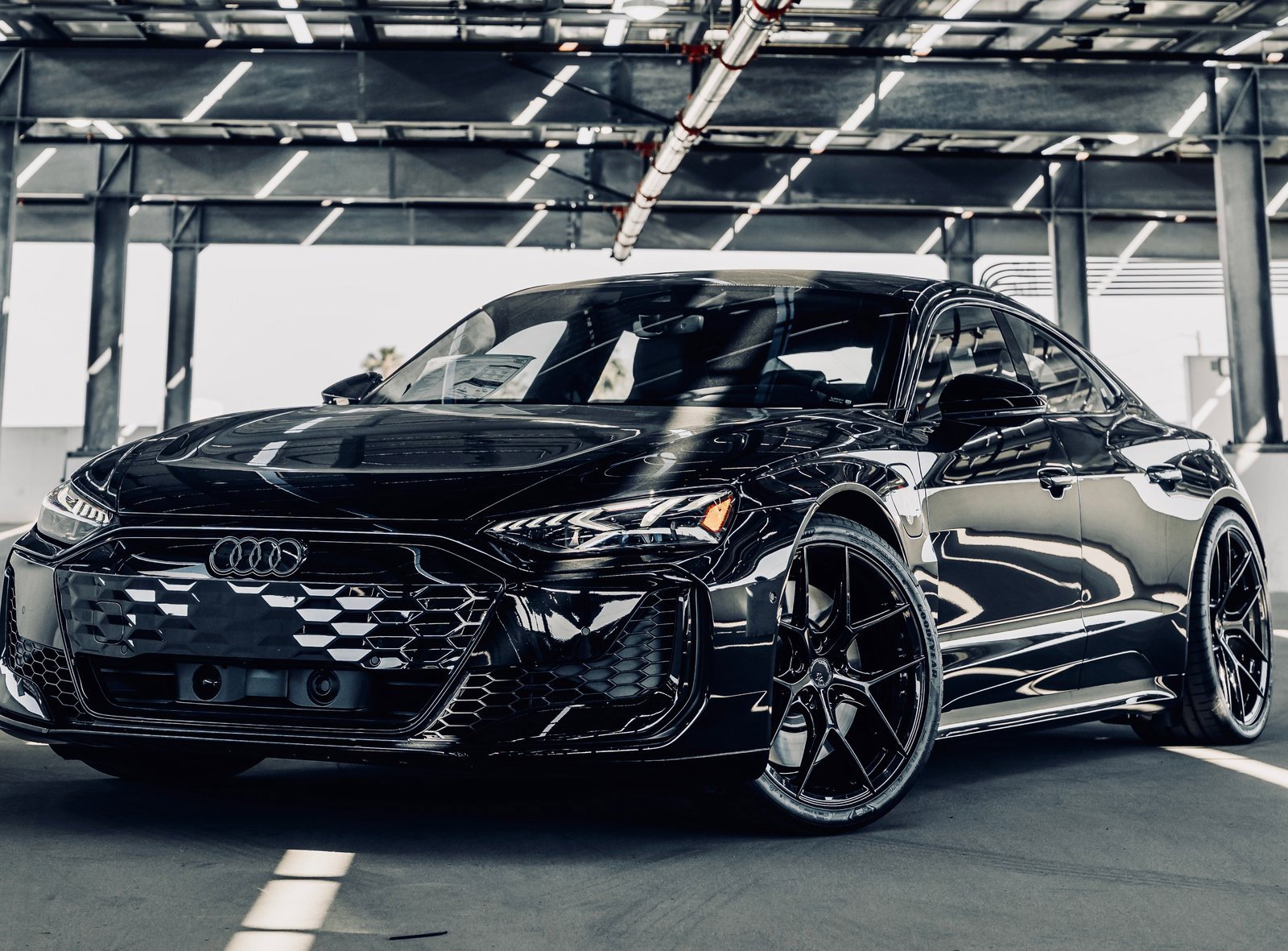 New 2025 Audi RS e-tron GT performance