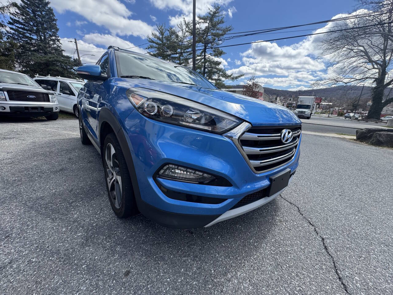 Used 2017 Hyundai Tucson Limited w/ Cargo Package AWD/4WD image 10