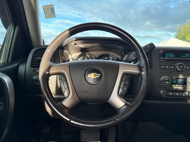Used 2013 Chevrolet Silverado 1500 LT AWD/4WD image 18
