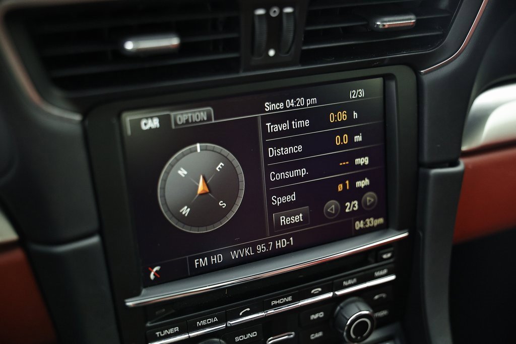 Certified 2015 Porsche 911 Targa 4S image 33