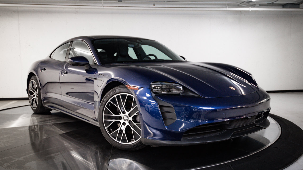 Certified 2023 Porsche Taycan RWD image 9