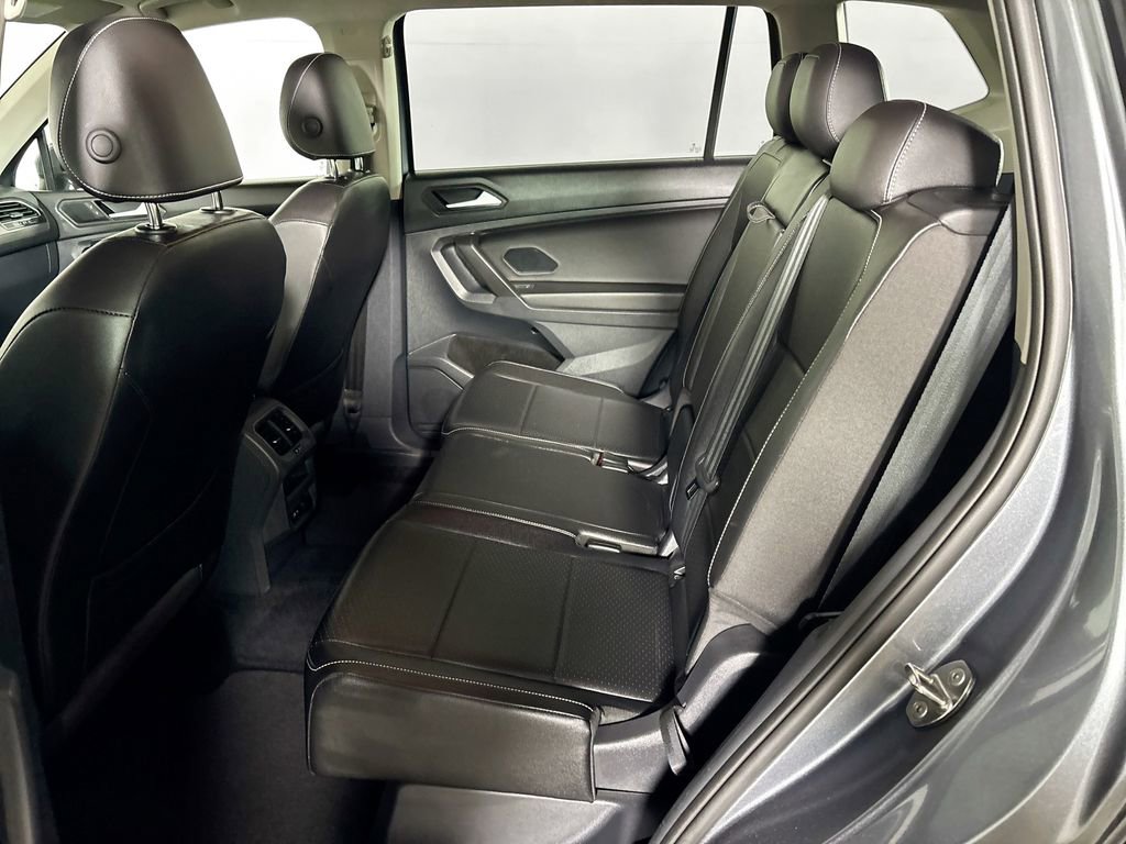 Certified 2021 Volkswagen Tiguan SE image 20