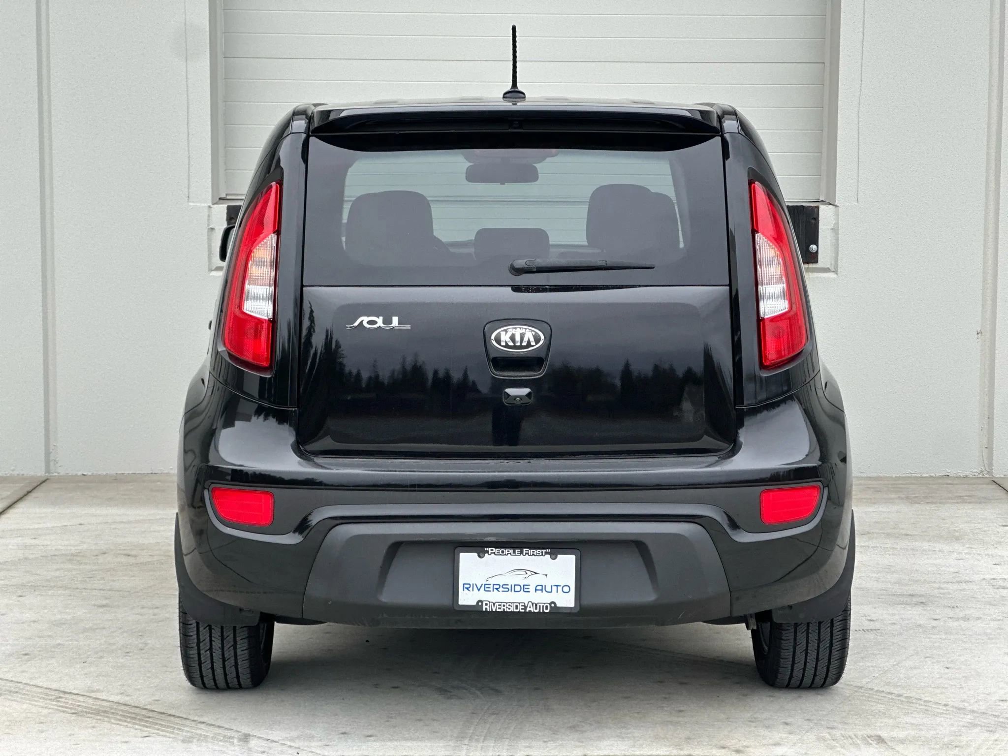 Used 2013 Kia Soul + w/ Audio Pkg image 4
