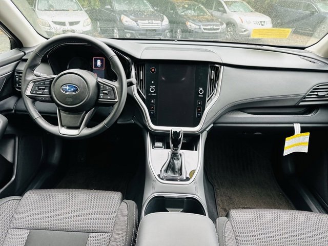 Used 2025 Subaru Outback Premium image 24