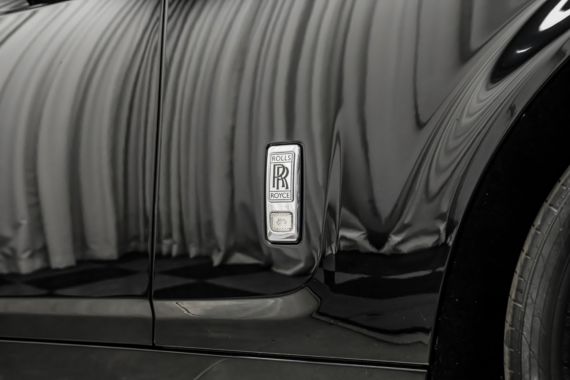 Used 2013 Rolls-Royce Phantom Sedan image 27