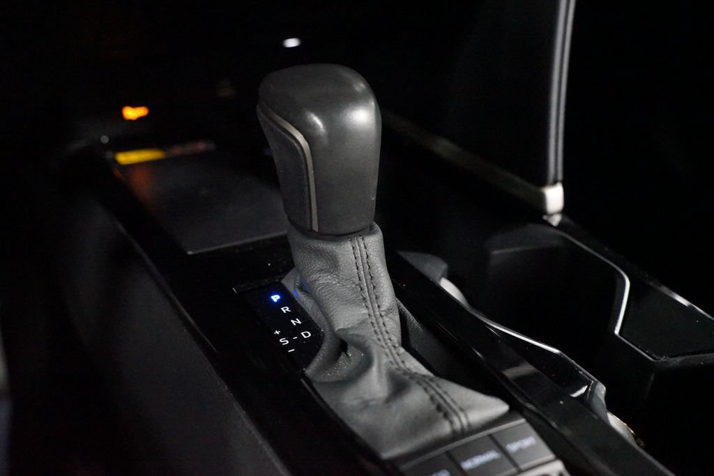 Used 2025 Toyota Camry XSE FWD image 22