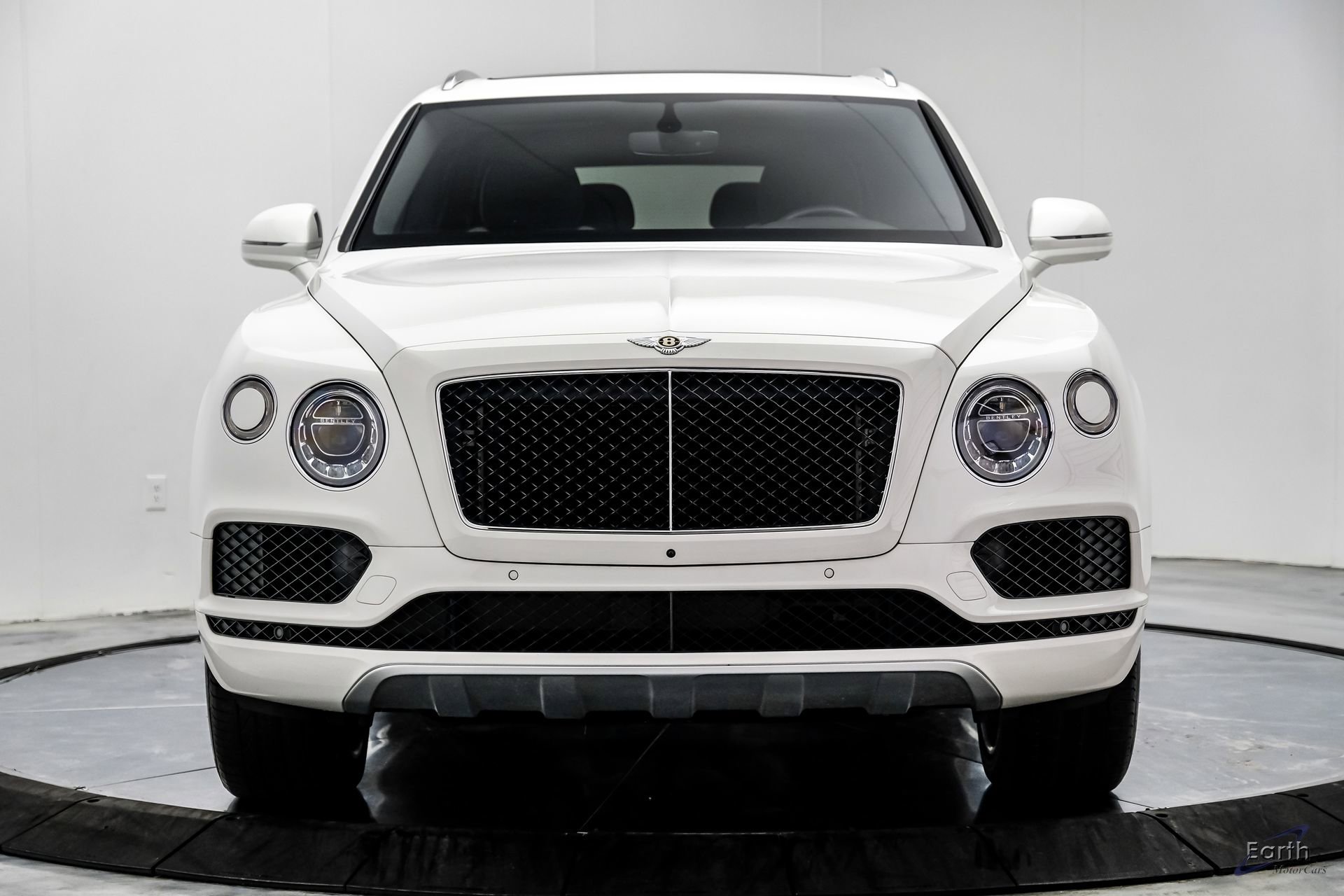 Used 2019 Bentley Bentayga image 28