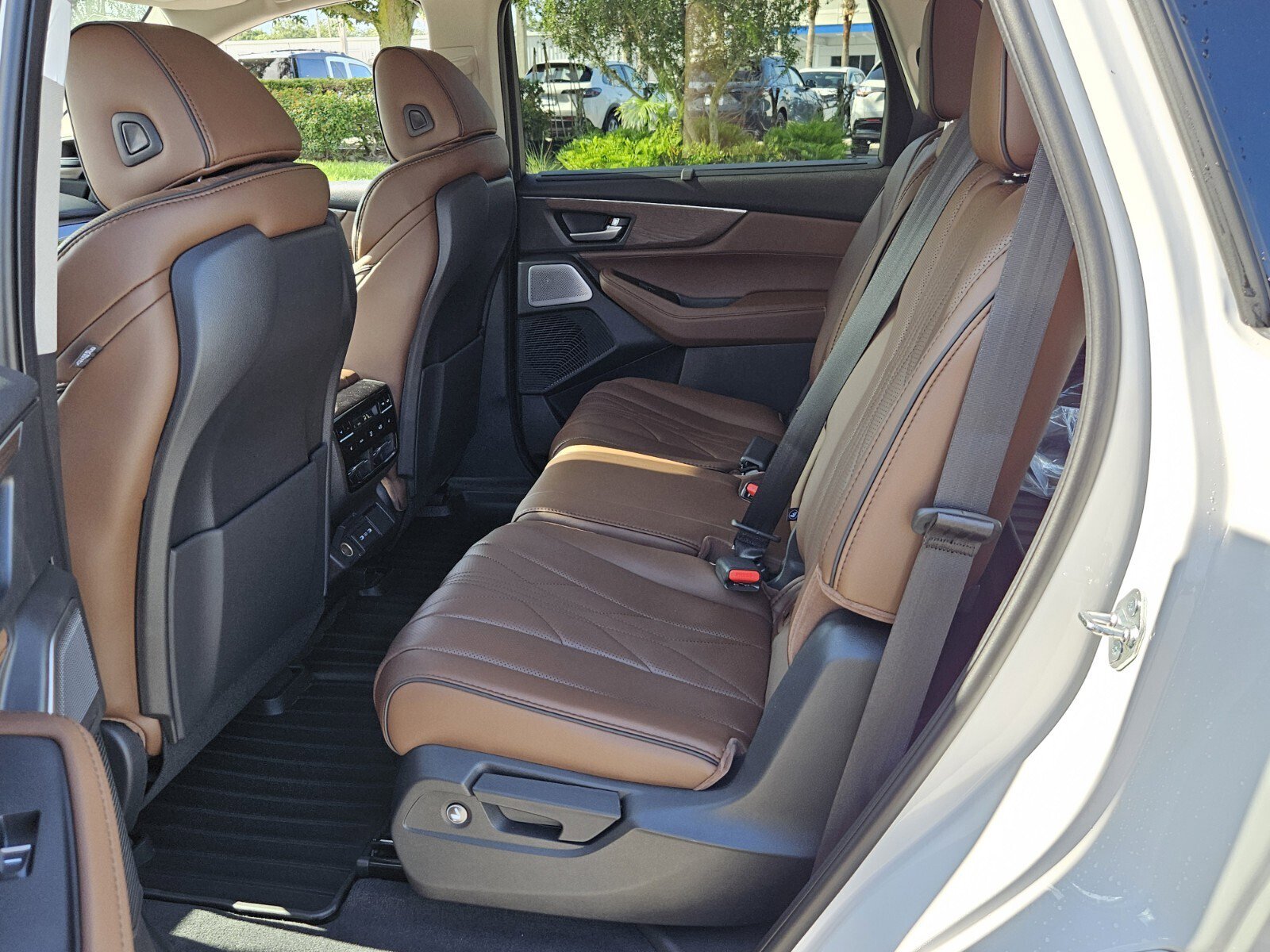 New 2026 Acura MDX SH-AWD w/ Advance Package image 14
