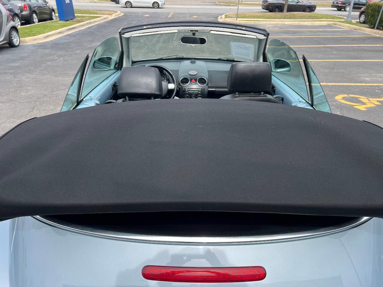 Used 2009 Volkswagen Beetle S image 16