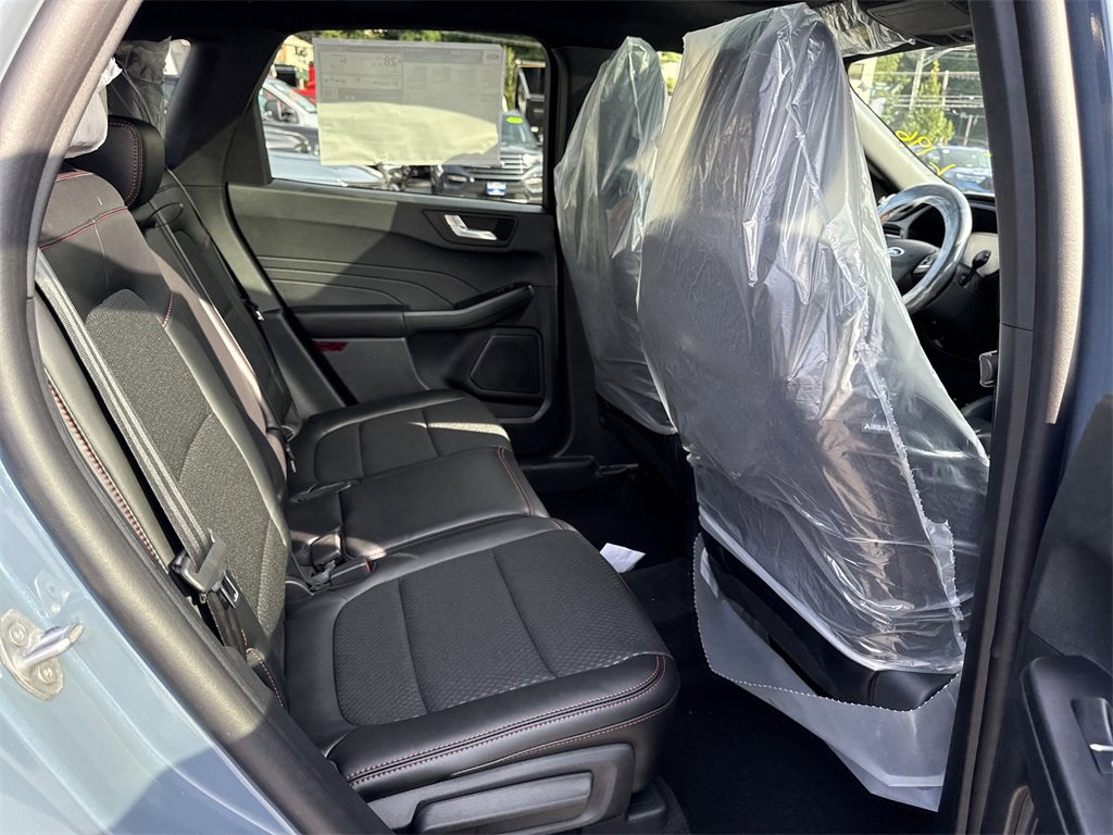 Used 2025 Ford Escape ST-Line w/ Tech Pack #1 image 29