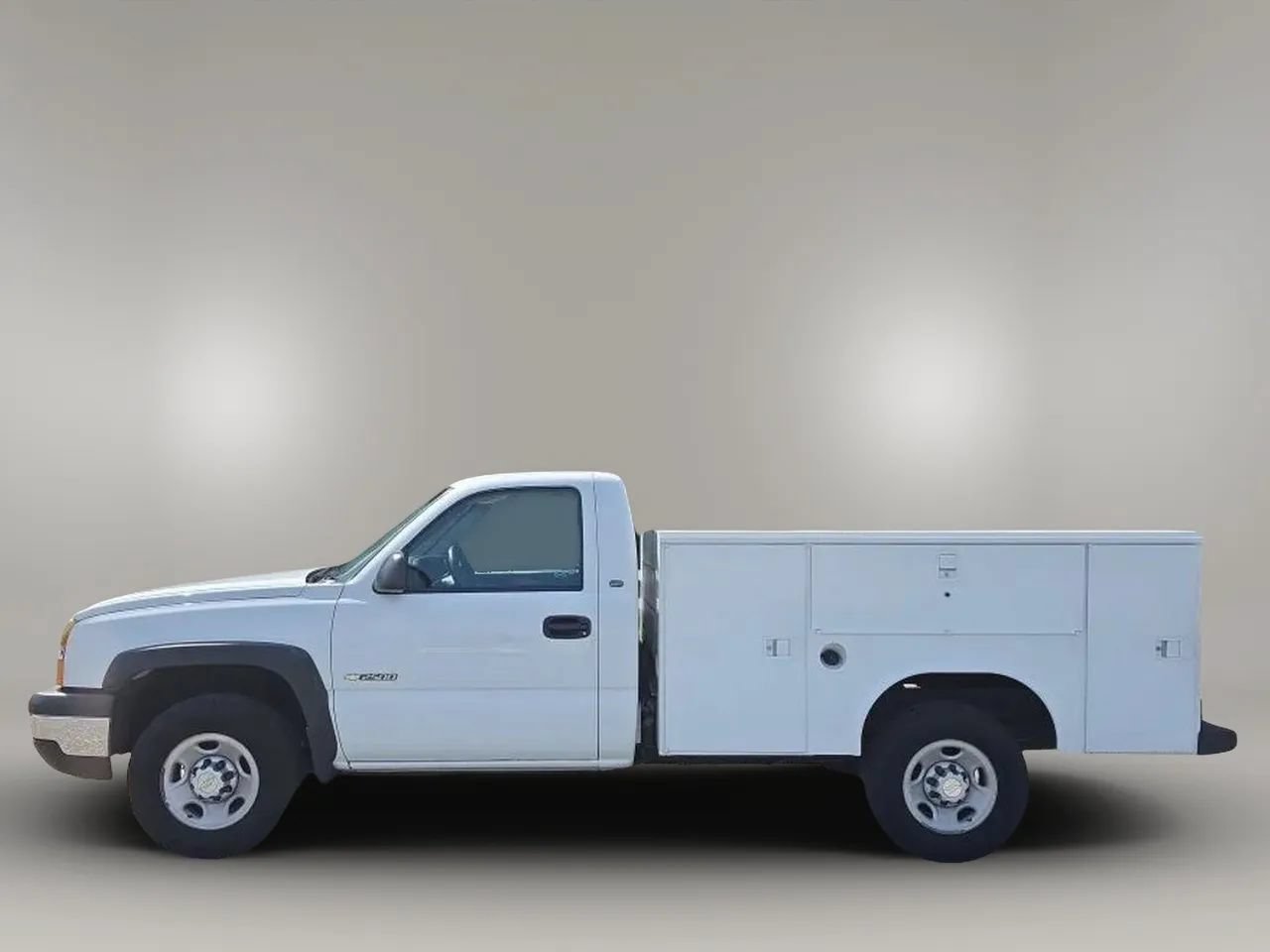 Used 2003 Chevrolet Silverado 2500 2WD Regular Cab image 5