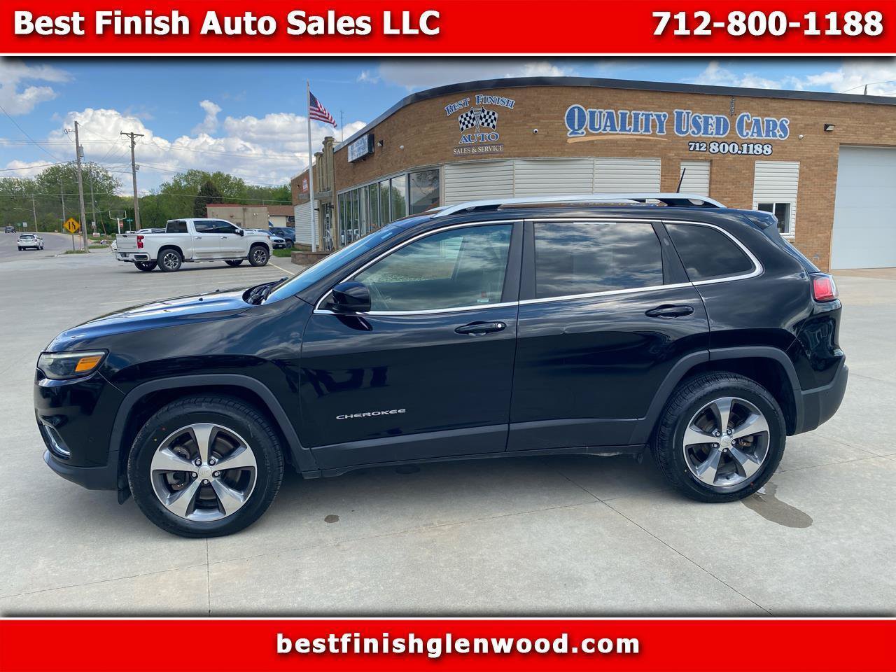 Used 2019 Jeep Cherokee Limited w/ Technology Group AWD/4WD image 1