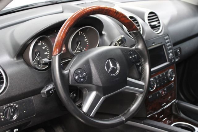 Used 2010 Mercedes-Benz ML 350 BlueTEC 4MATIC image 13