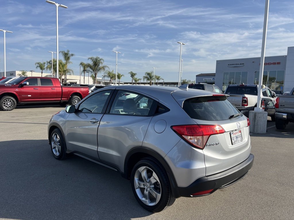 Used 2017 Honda HR-V LX image 6