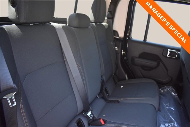 New 2025 Jeep Gladiator Sport image 16