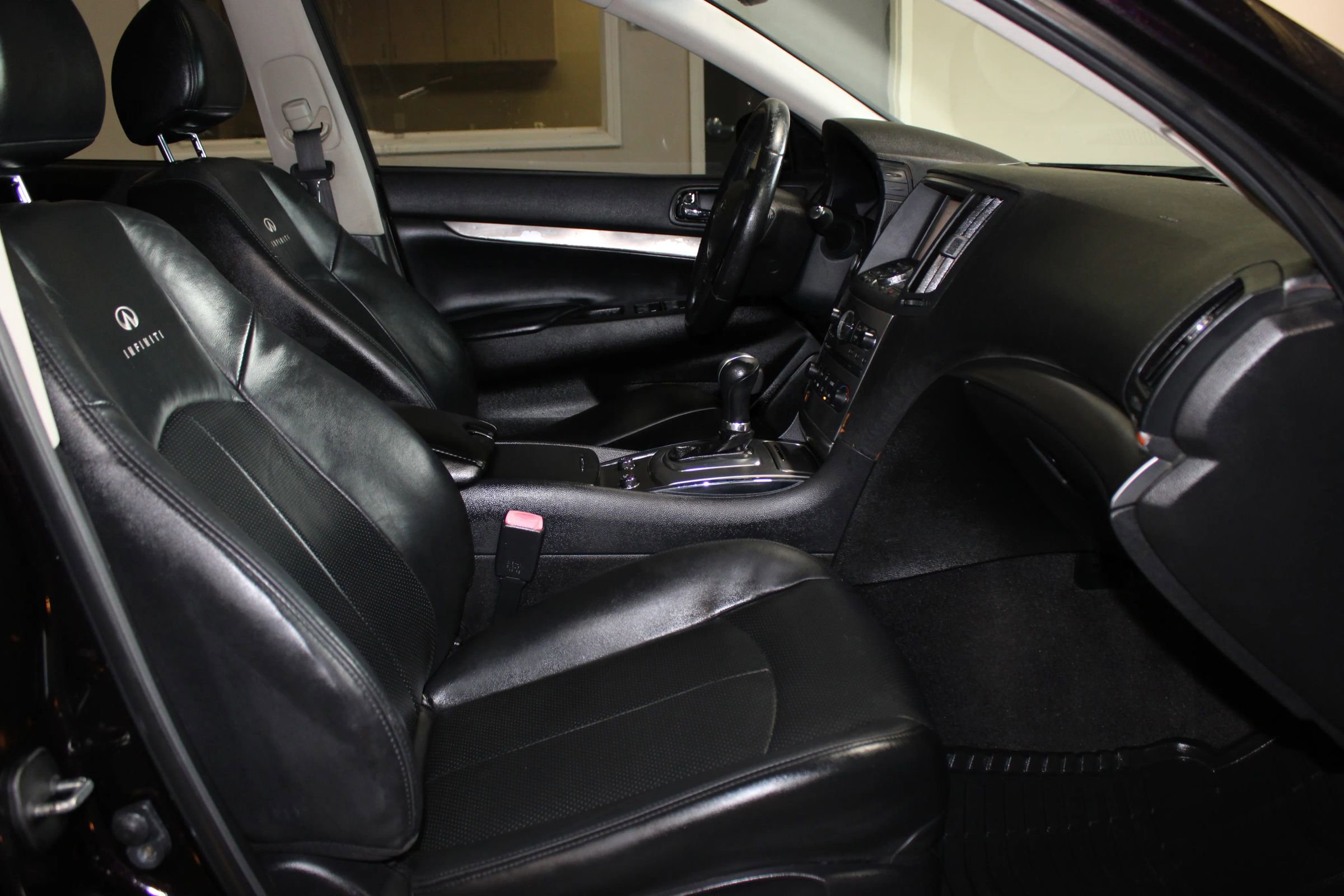 Used 2012 INFINITI G37 Journey w/ Premium Pkg RWD image 30