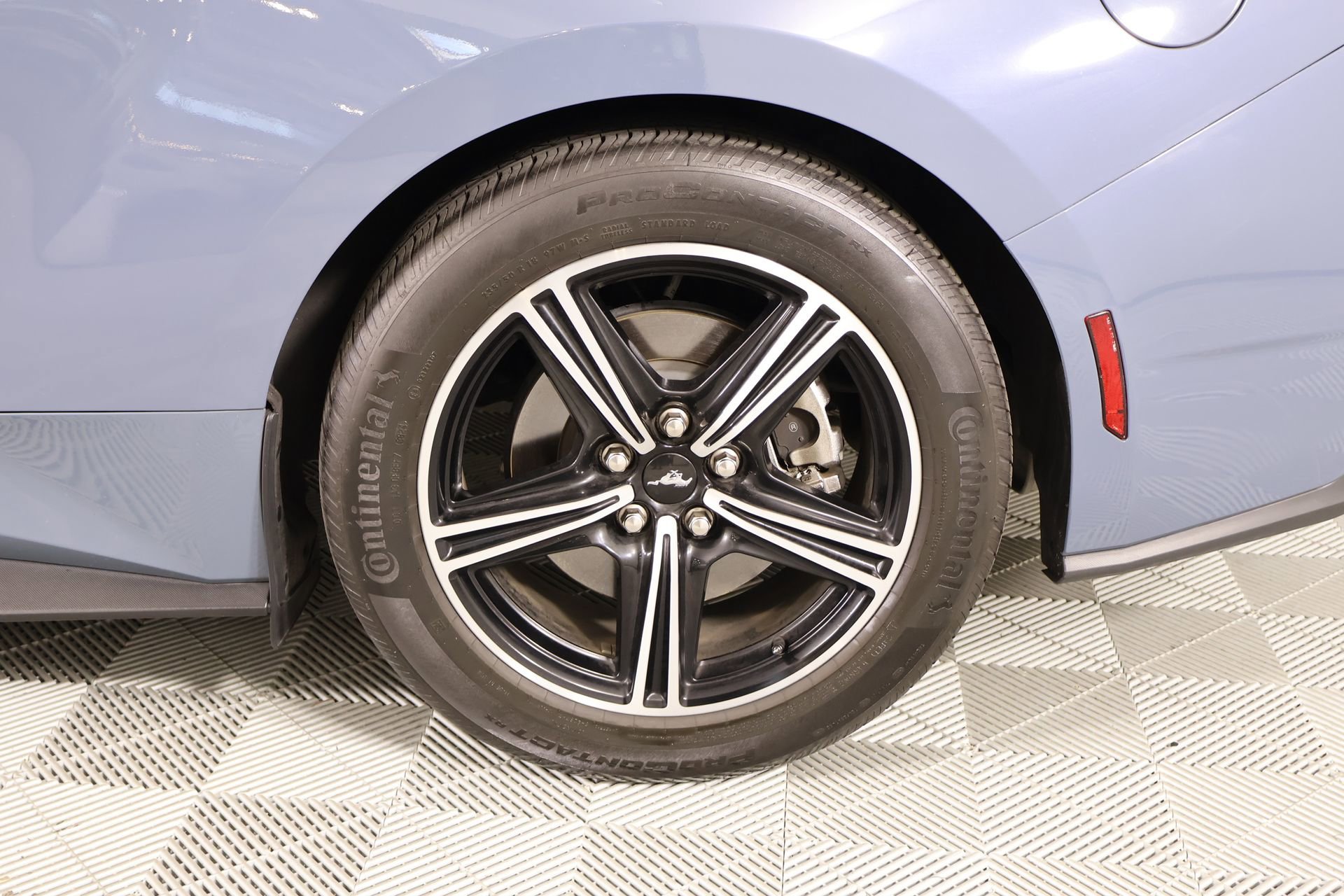 Used 2025 Ford Mustang EcoBoost image 17