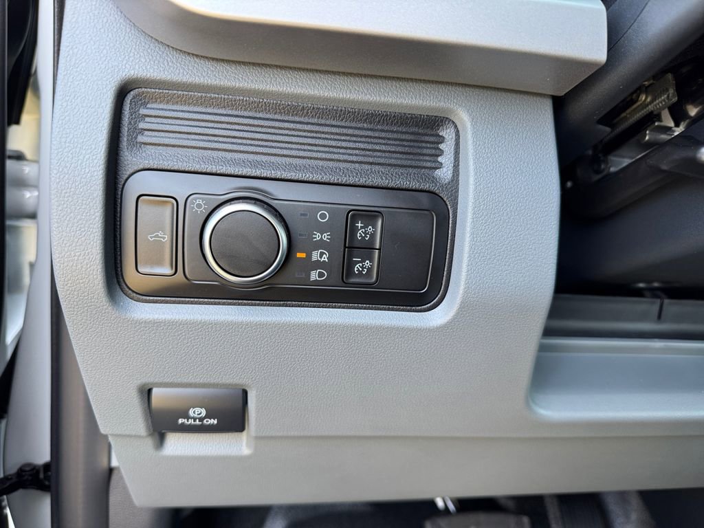 New 2025 Ford F550 XL image 22