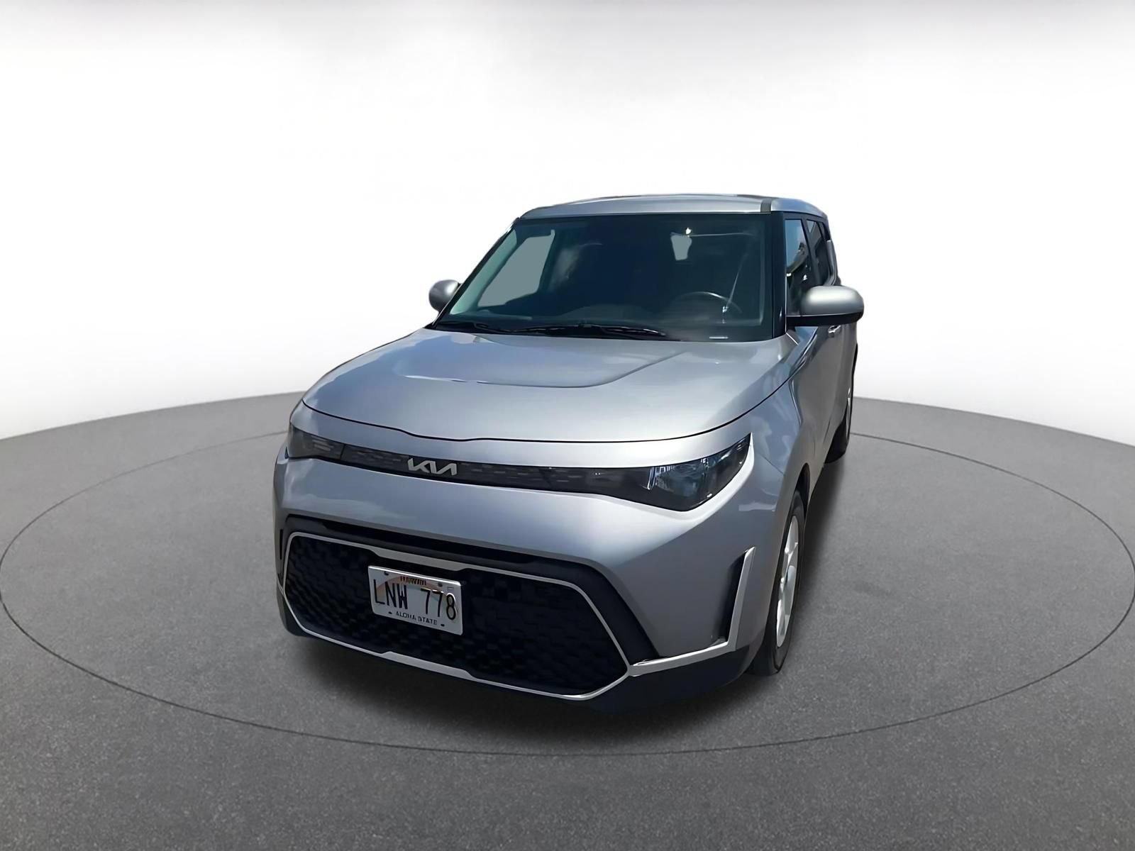Used 2025 Kia Soul LX w/ LX Technology Package FWD image 6