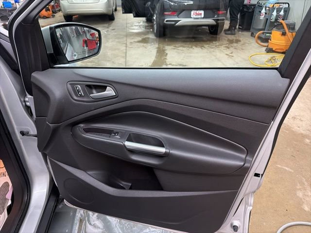 Used 2014 Ford Escape SE image 22