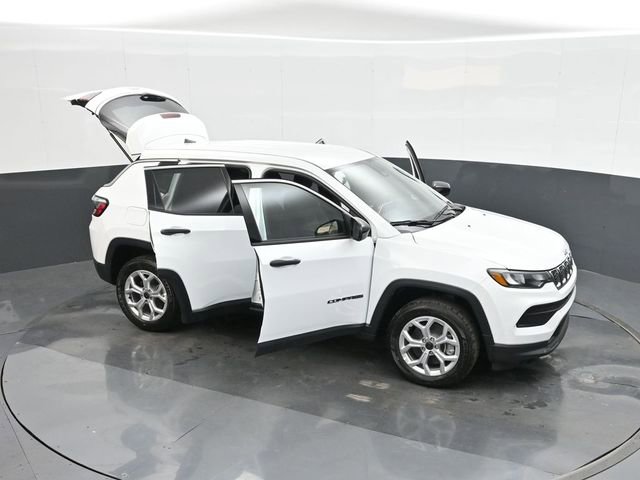 Used 2025 Jeep Compass Sport AWD/4WD image 49