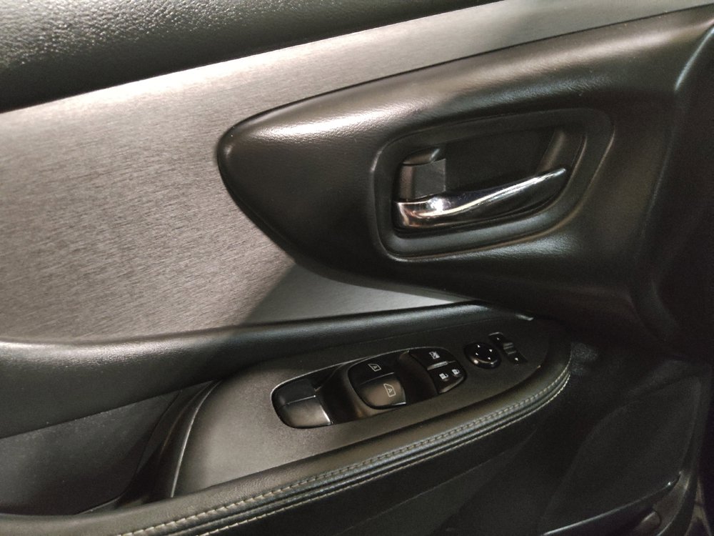 Used 2023 Nissan Murano SV image 27