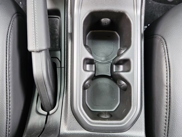 New 2026 Jeep Wrangler Unlimited Sahara AWD/4WD image 15