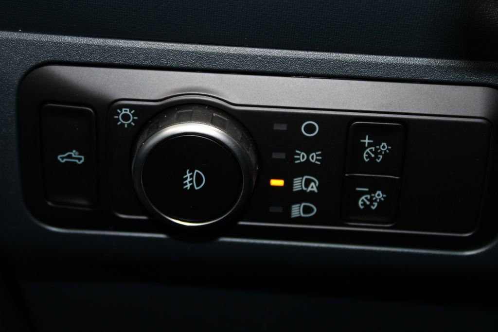 New 2026 Ford Maverick Lobo AWD/4WD image 38