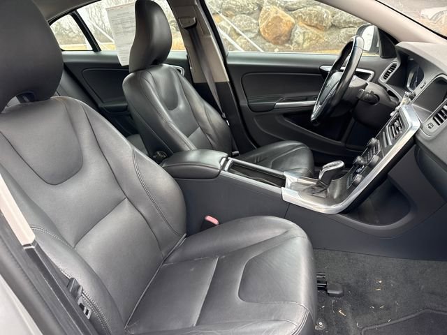 Used 2015 Volvo S60 T5 Premier image 10