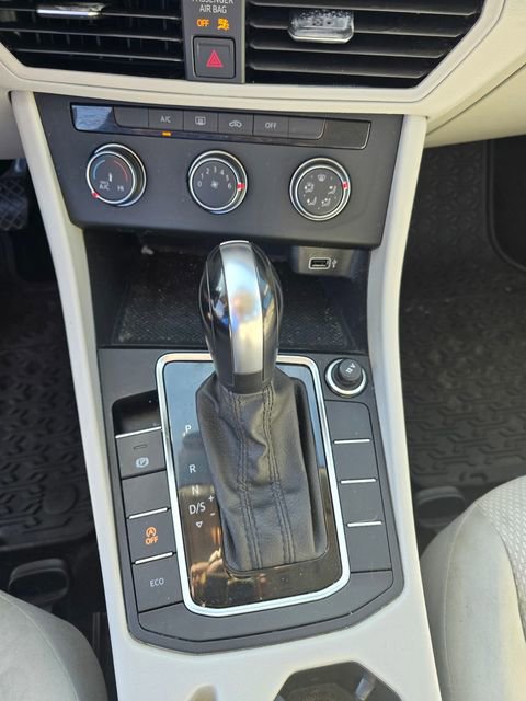 Used 2019 Volkswagen Jetta S w/ Driver Assistance Package FWD image 24