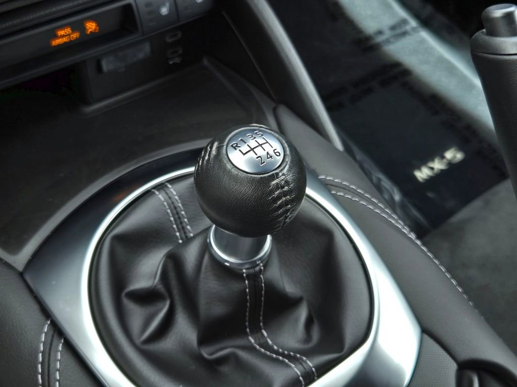 Certified 2025 MAZDA MX-5 Miata Club w/ Brembo/BBS Recaro Package RWD image 19