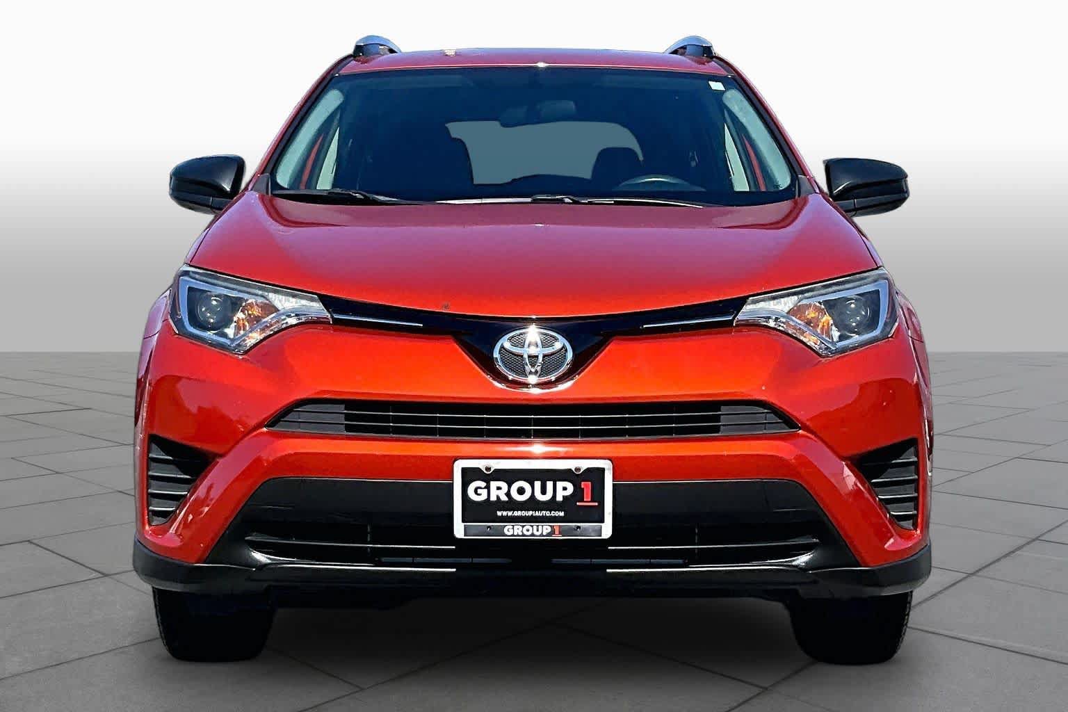 Used 2016 Toyota RAV4 LE AWD/4WD image 4
