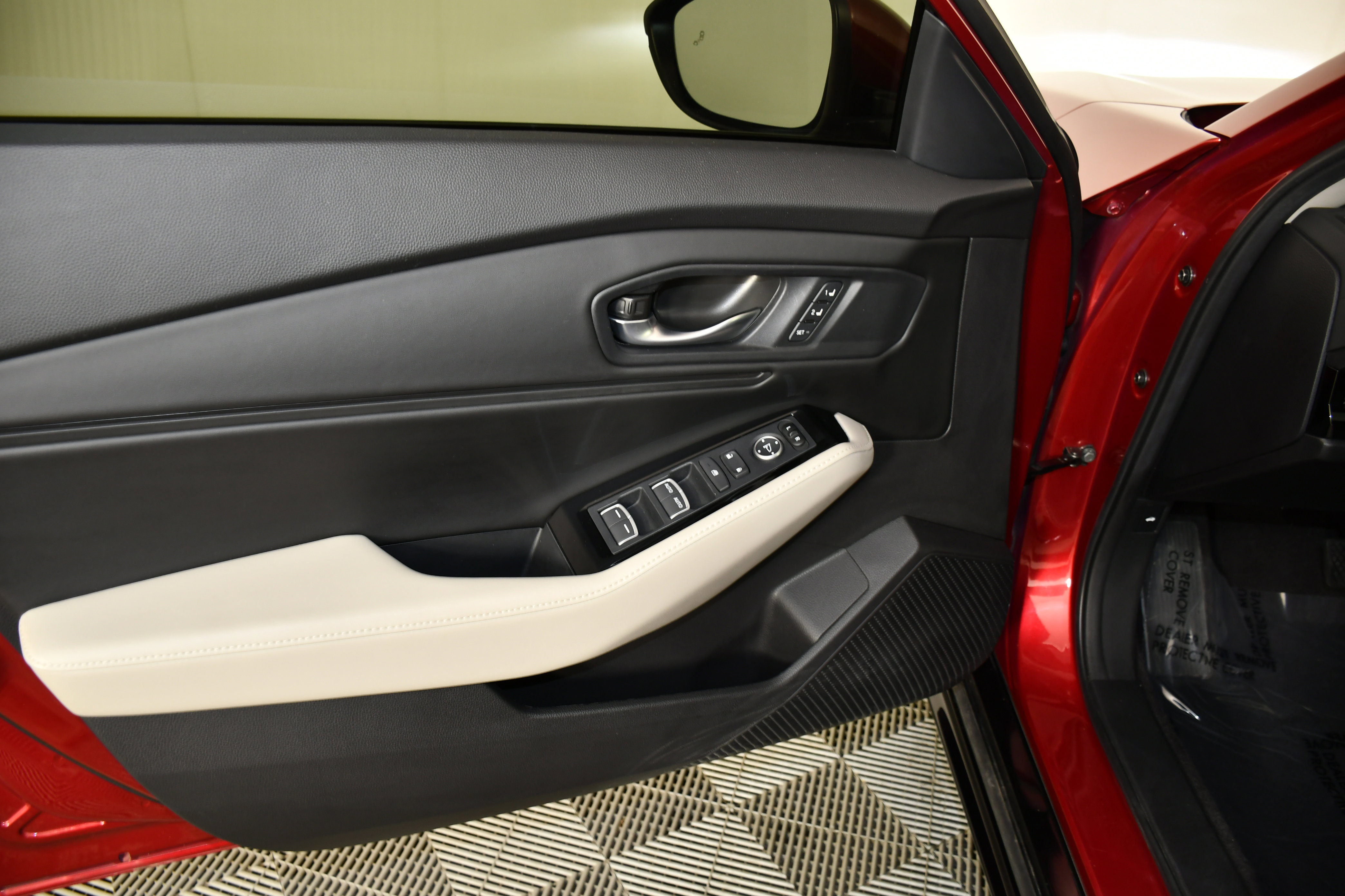 Certified 2024 Honda Accord Touring image 35