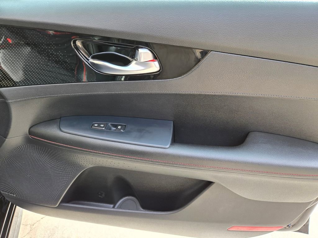 Used 2021 Kia Forte GT w/ GT2 Package image 23