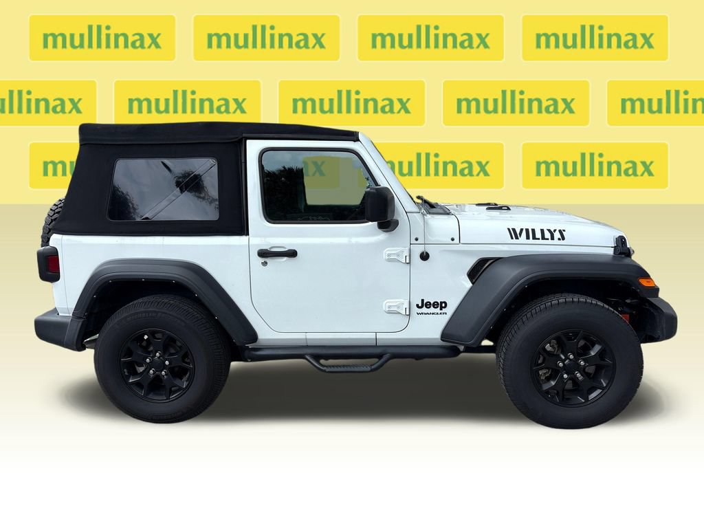 Used 2022 Jeep Wrangler Sport AWD/4WD image 2