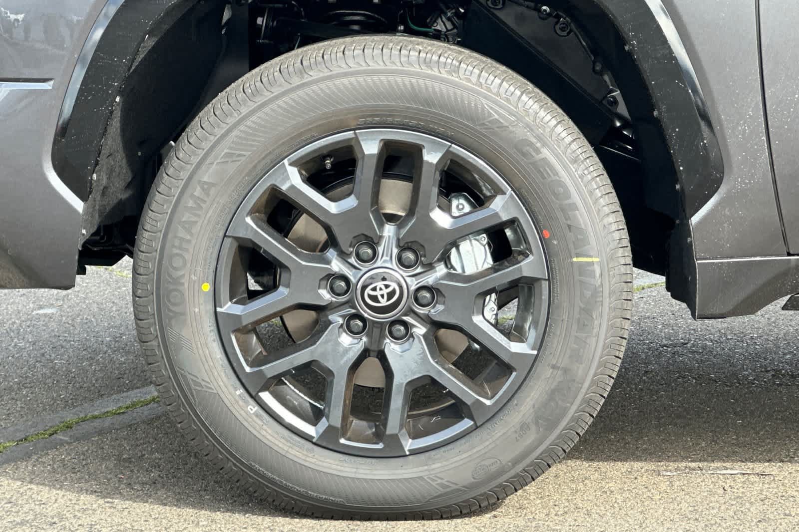 New 2026 Toyota Tundra Platinum AWD/4WD image 31