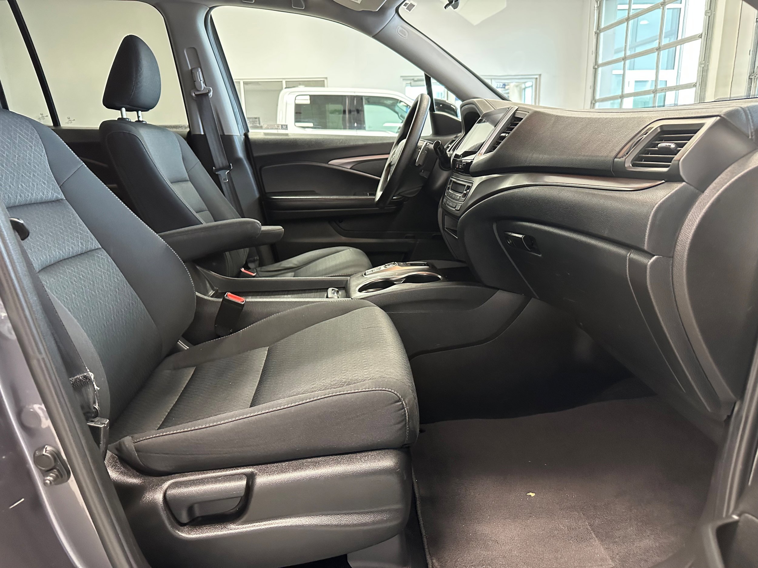 Used 2020 Honda Ridgeline Sport image 14
